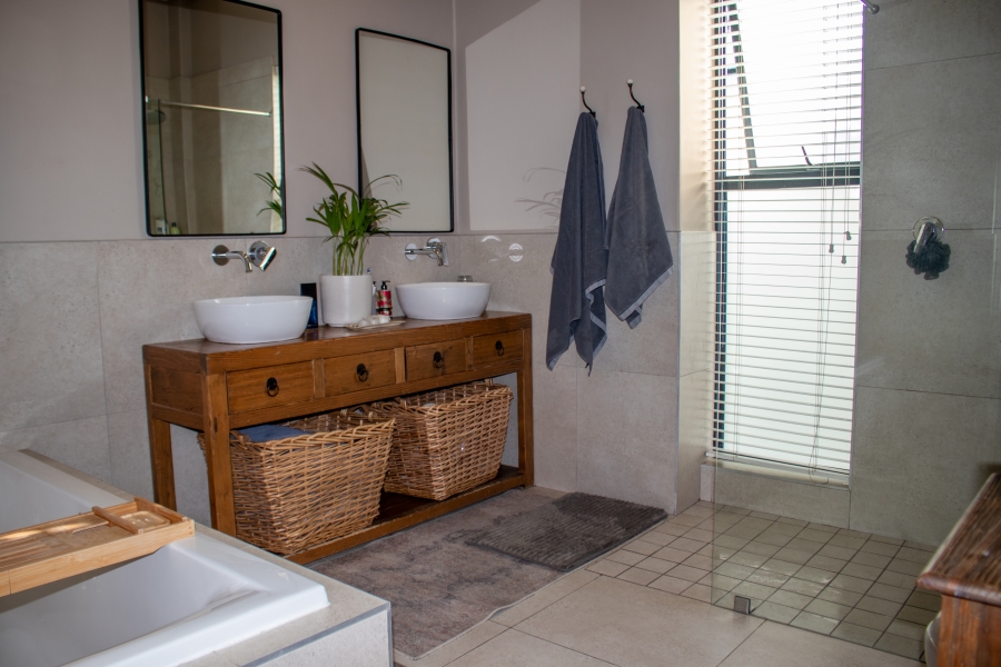 To Let 3 Bedroom Property for Rent in Sitari Country Estate Western Cape